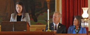 Bailey Martin-Giacalone student speaker, Gov. and Mrs. Rauner