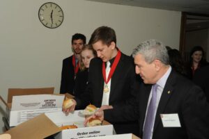 Student Laureates at lunch